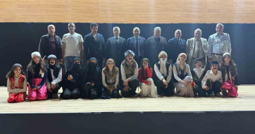 Dede Korkut hikâyeleri Muradiye'de sahnelendi