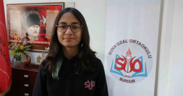 Defne Güler'den Matematikte Altın Madalya