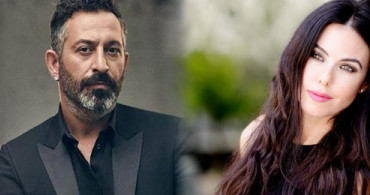 Defne Samyeli Aşk Yaşadığı İddia Edilen Cem Yılmaz İle Gecelerde Görüldü