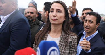 DEM Parti Eş Genel Başkanı Hatimoğulları ve Çiçek'ten Demirtaş'a Destek Ziyareti