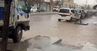 Demirözü İlçesinde Sağanak Yağış Zorluk Yarattı