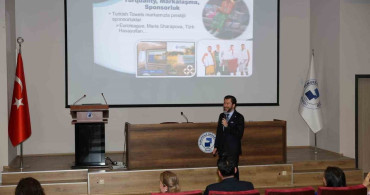 DENİB Başkanı Osman Uğurlu, Üniversitelilere Kariyer İpuçları Verdi