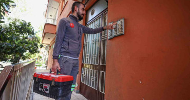 Denizli'de 65 yaş ve üzeri vatandaşlara ücretsiz tamirat desteği sürüyor