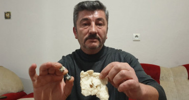 Denizli'de Bakkaldan Aldığı Ekmeğin İçinden Vida Çıktı