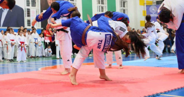 Denizli'de gsb spor okulları törenle açıldı