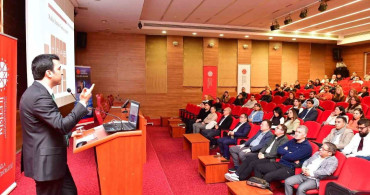 Denizli'de Kamu Personeline Yapay Zeka Eğitimi