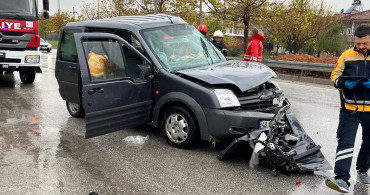 Denizli'de Trafik Kazası: 1 Ölü, 1 Yaralı