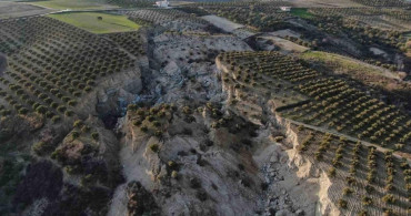 Deprem sonrasında tarımda önemli adım: Yeni yapılar o alanlardan uzakta yapılacak