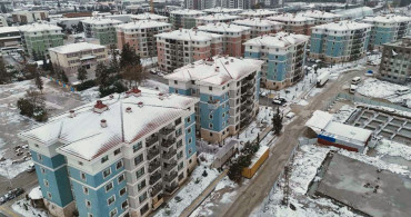 Depremde evlerini kaybedenler için 600 bin konut sahiplerine teslim edildi