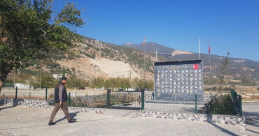 Depremzededen Anıt: Unutulmayan 66 Yaşam