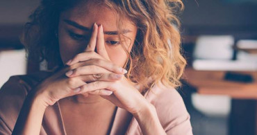 Depresyonun Fiziksel Belirtilerine Kulak Verin