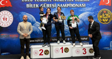 DEPSAŞ Enerji Spor Kulübü Kadınları Türkiye Bilek Güreşi Şampiyonası'nda Zirveye Ulaştı
