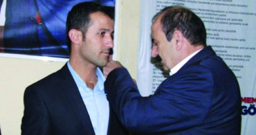 Derecik'in CHP’li Belediye Başkan Adayı İstifa Ederek AK Parti’ye Geçti