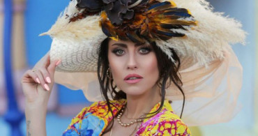 Derya Uluğ Makyajsız Paylaşım! Sosyal Medyayı İkiye Böldü