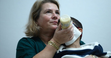 Devlet Korumasından Aile Şefkatine: Engelli Bebeğe Yuva Oldular