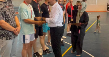 Dicle'de kurumlar arası voleybol turnuvası sona erdi