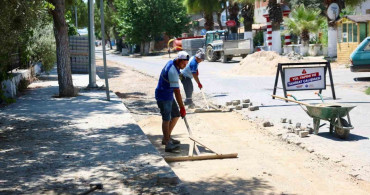 Didim Balat Mahallesi'nde Yol Düzenleme Çalışmaları Devam Ediyor