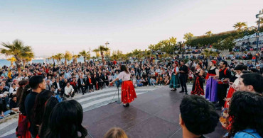Didim'de Hıdırellez Şenliği Rüzgarı