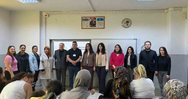 Dijital Çağ ve Çocuk Gelişimi Semineri Muslu'da Gerçekleşti