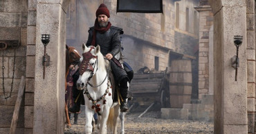 Diriliş'te Ertuğrul Bey, Moğol Komutanının Elini Kesti!