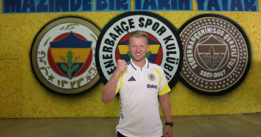 Dirk Kuyt, Fenerbahçe’de 1. yardımcı antrenör olarak göreve başladı