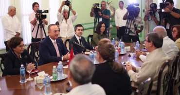 Dışişleri Bakanı Çavuşoğlu Kübalı Mevkidaşı İle Bir Araya Geldi