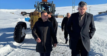 Diyadin'de Karla Mücadele Çalışmaları Devam Ediyor