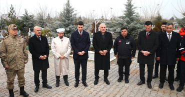 Diyarbakır'da 6 Şubat Depremlerinin Yıl Dönümü Anması