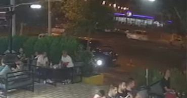 Diyarbakır’da aracın yayaya çarpma anı güvenlik kamerasına yansıdı