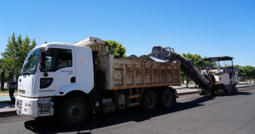Diyarbakır'da Bağcılar Mahallesi'nde yol yenileme çalışmaları tamamlanıyor