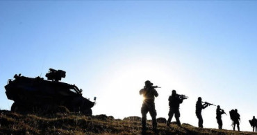 Diyarbakır'da Bir PKK'lı Terörist Teslim Oldu!