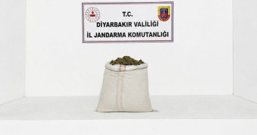 Diyarbakır'da düzenlenen operasyonlarda 19 kilo 800 gram esrar ele geçirildi