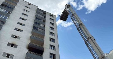 Diyarbakır'da ev yangınında 1 kişi dumandan etkilendi