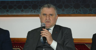 Diyarbakır'da Güçlü Aile Vurgusu: Gençlik ve Spor Bakanı Bak Gençlerle Buluştu