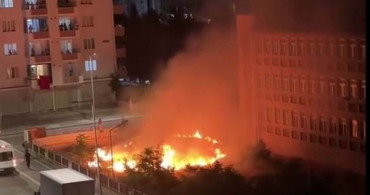 Diyarbakır'da havai fişek kutlaması yangına neden oldu