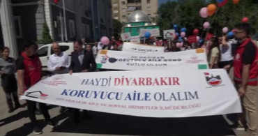 Diyarbakır'da koruyucu aile yürüyüşü düzenlendi