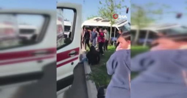 Diyarbakır'da Minibüs-Otomobil Çarpışması: 5 Yaralı