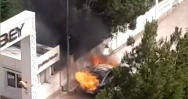 Diyarbakır'da Seyir Halindeki Araç Alev Aldı