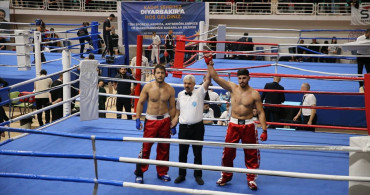 Diyarbakır'da Türkiye Kick Boks Şampiyonası Başladı