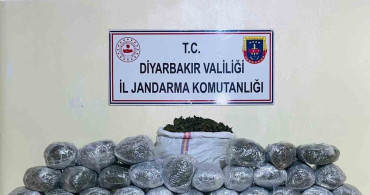 Diyarbakır'da uyuşturucu operasyonunda 55 kilo madde ele geçirildi