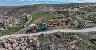 Diyarbakır'daki 3 Bin Yıllık Zerzevan Kalesi'nde Kadınların Rolü