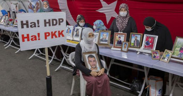 Diyarbakır'daki Evlat Nöbetine Bir Aile Daha Katıldı