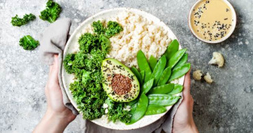 Diyet Yapanlar için Sağlıklı Salata Tarifi