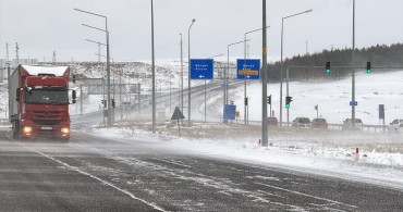 Doğu Anadolu Bölgesi'nde Kar Yağışı Etkili Oldu