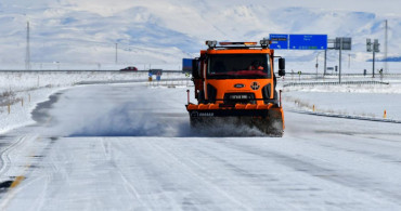 Doğu Anadolu’da kar savaşı devam ediyor: 1444 yerleşim birimine ulaşılamıyor
