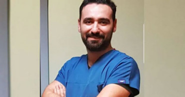 Doktora Şiddet! Masanın üzerine Çıkıp Tekme Attı
