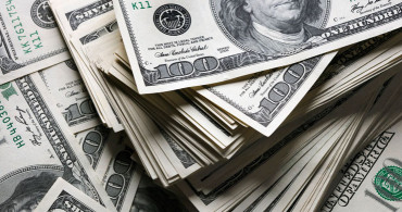 Dolar Neden Düşüyor?