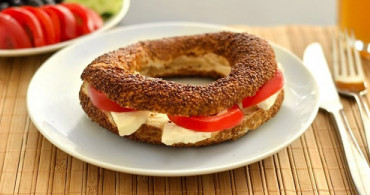 Dolgulu Kaşarlı Simit Nasıl Yapılır? Dolgulu Kaşarlı Simit Tarifi