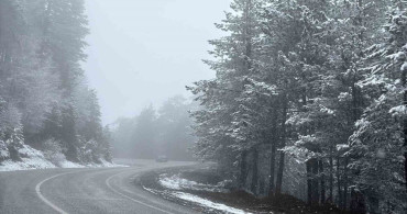Domaniç Dağı'nda Kar Yağışı Ulaşımı Olumsuz Etkiledi