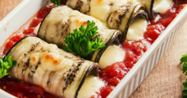 Domates Soslu Izgara Patlıcan Tarifi